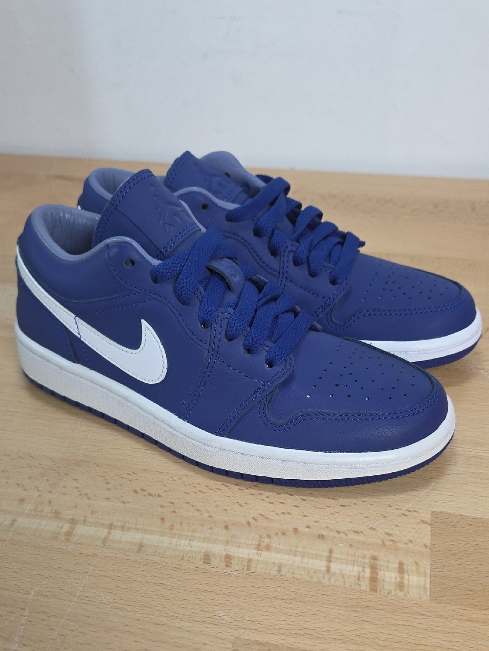 Jordan Nike Low Top Leather Sneakers in Blue and White 5.5
